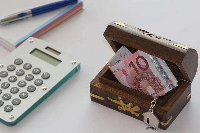 Kur prātīgāk ieguldīt naudas līdzekļus? - 7 dažādi veidi